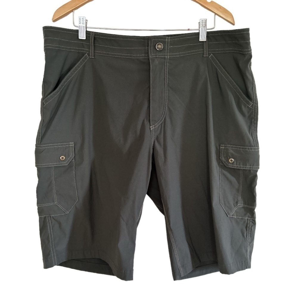 Kuhl Cargo Shorts Olive Green Size 40